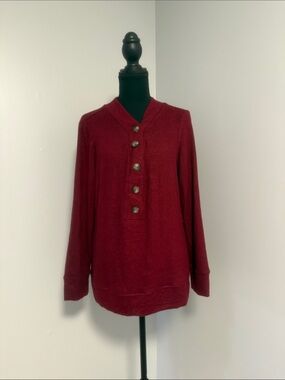 Market & Spruce Women's Button Henley Pullover in Deep Red